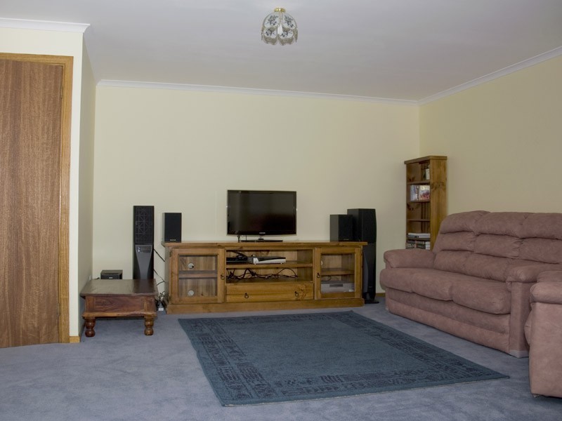 28 Fielding Drive, West Hobart TAS 7000