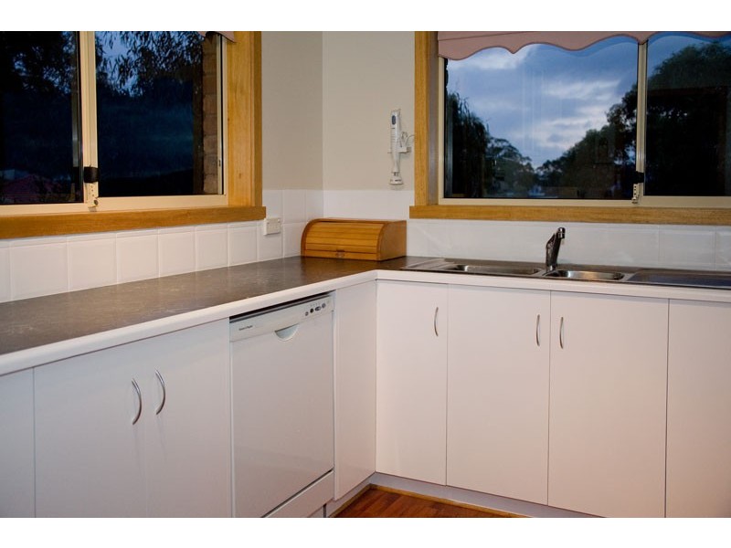 28 Fielding Drive, West Hobart TAS 7000