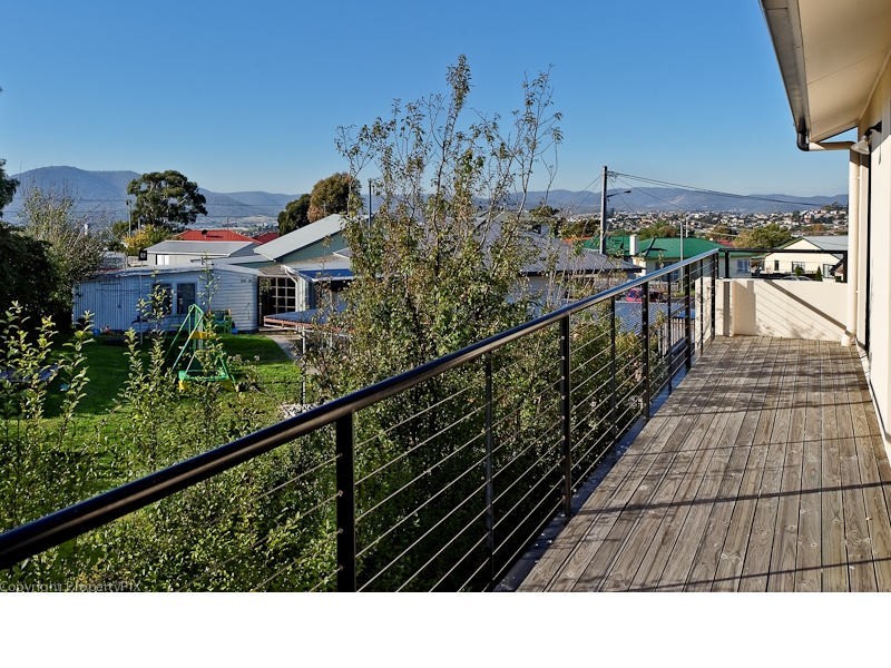 Unit 2, 8 Kaleno Place, Glenorchy TAS 7010