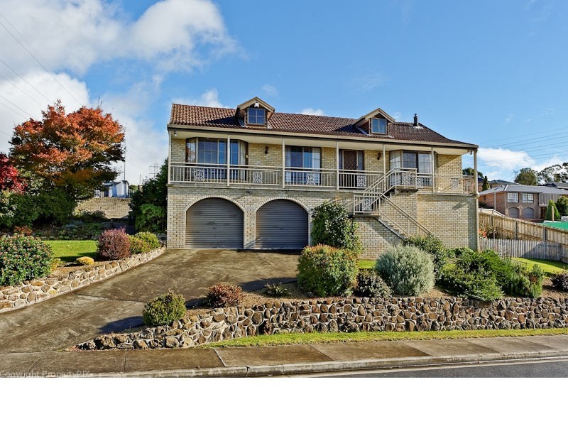 16 Firth Road, Lenah Valley TAS 7008