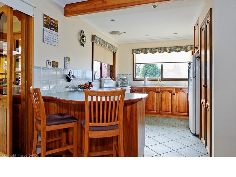 16 Firth Road, Lenah Valley TAS 7008