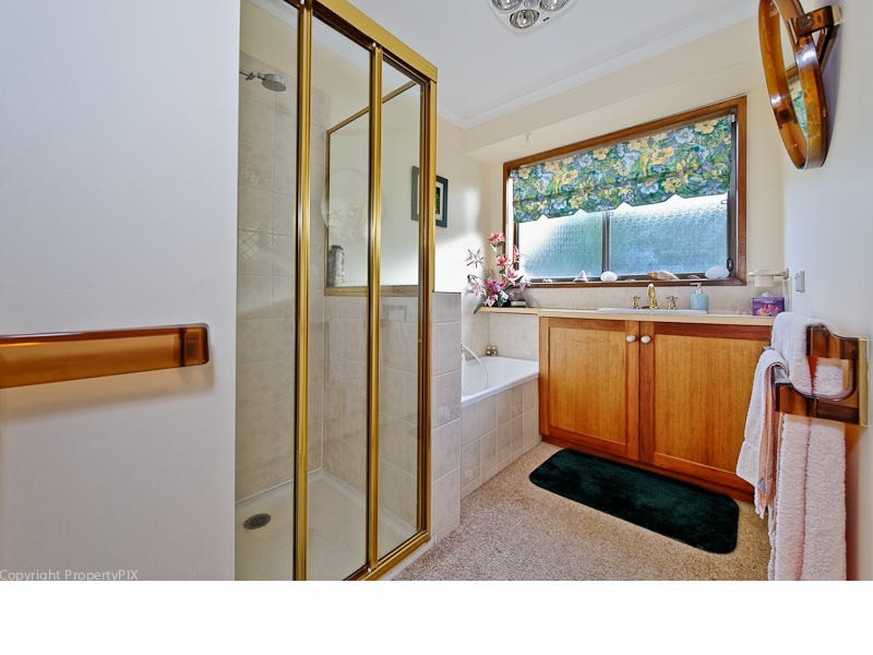16 Firth Road, Lenah Valley TAS 7008