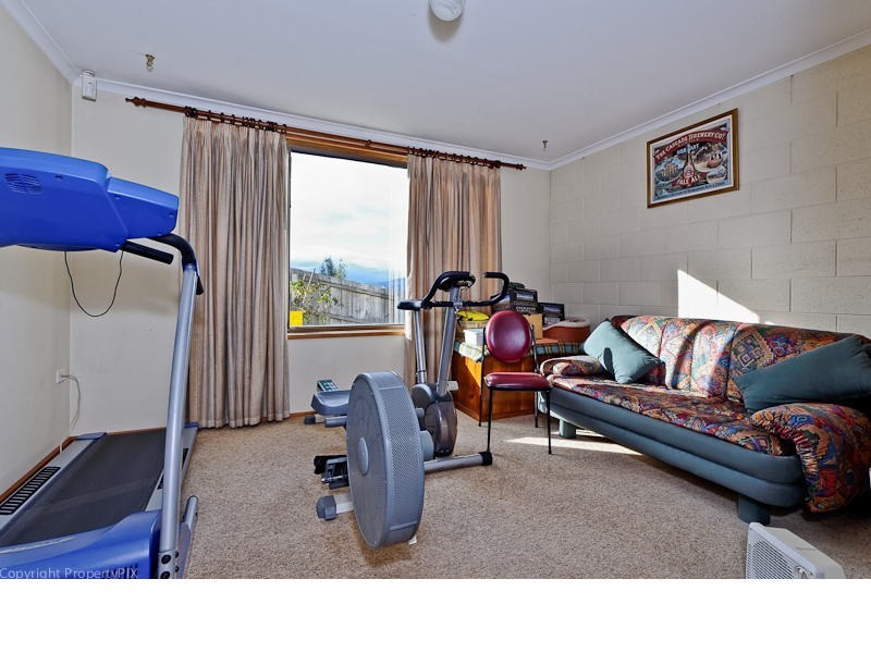 16 Firth Road, Lenah Valley TAS 7008