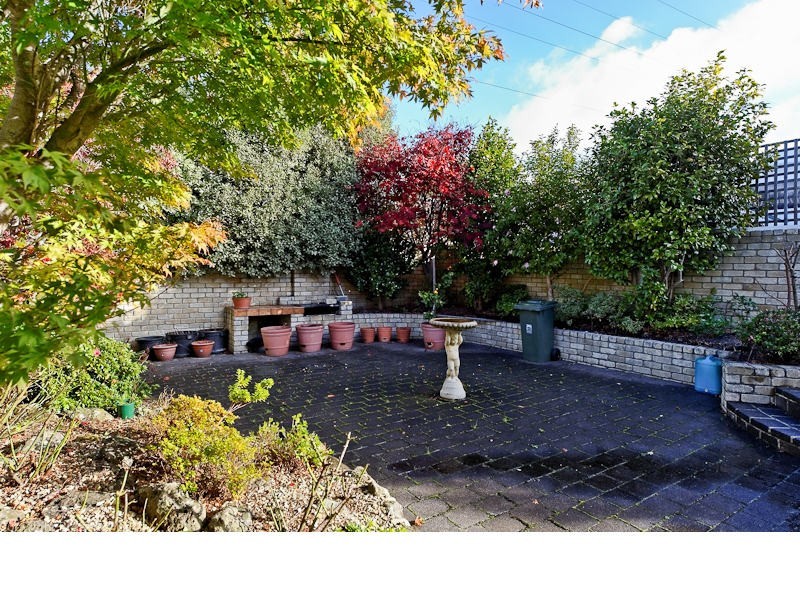 16 Firth Road, Lenah Valley TAS 7008
