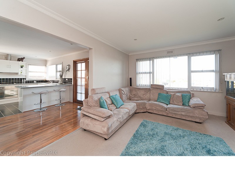 4  Redfern Place, Claremont TAS 7011