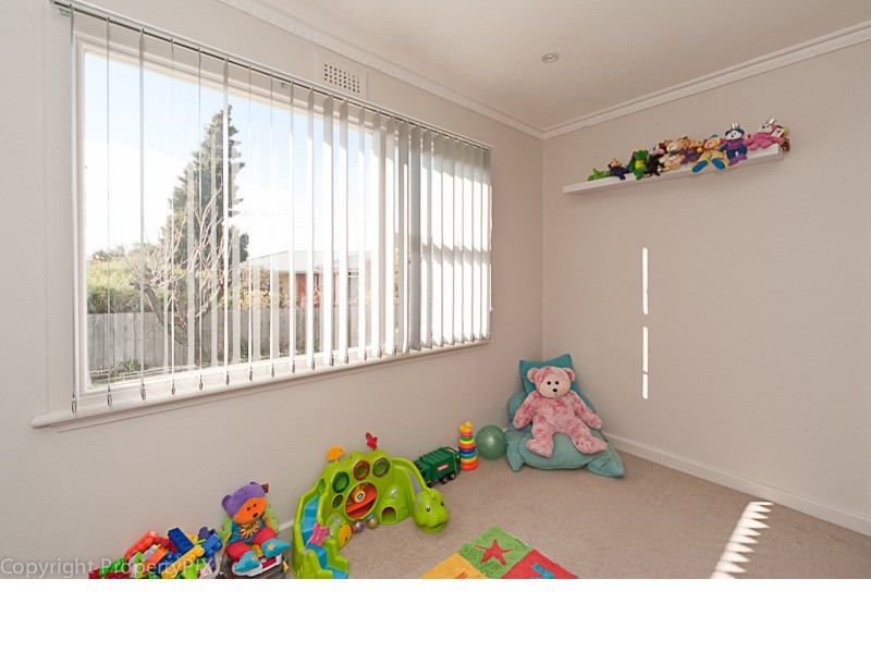 4  Redfern Place, Claremont TAS 7011