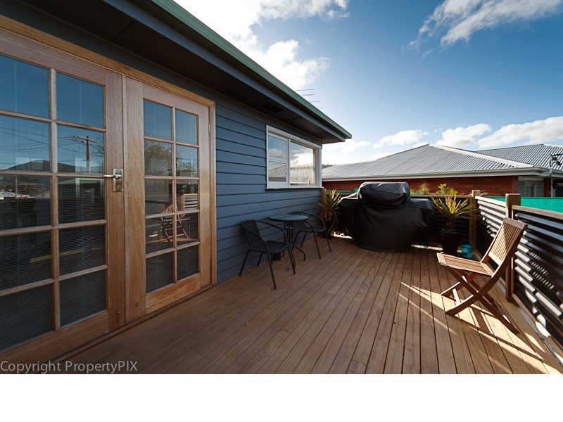 4  Redfern Place, Claremont TAS 7011