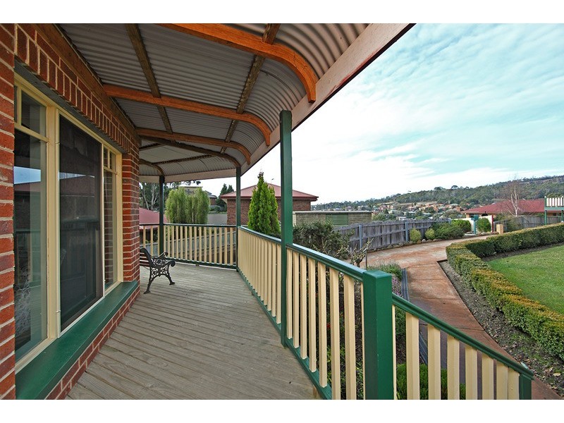 6 Nursery Court, Lenah Valley TAS 7008
