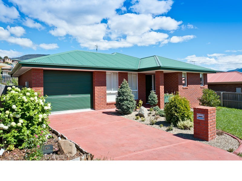 105 Sunshine Road, Austins Ferry TAS 7011
