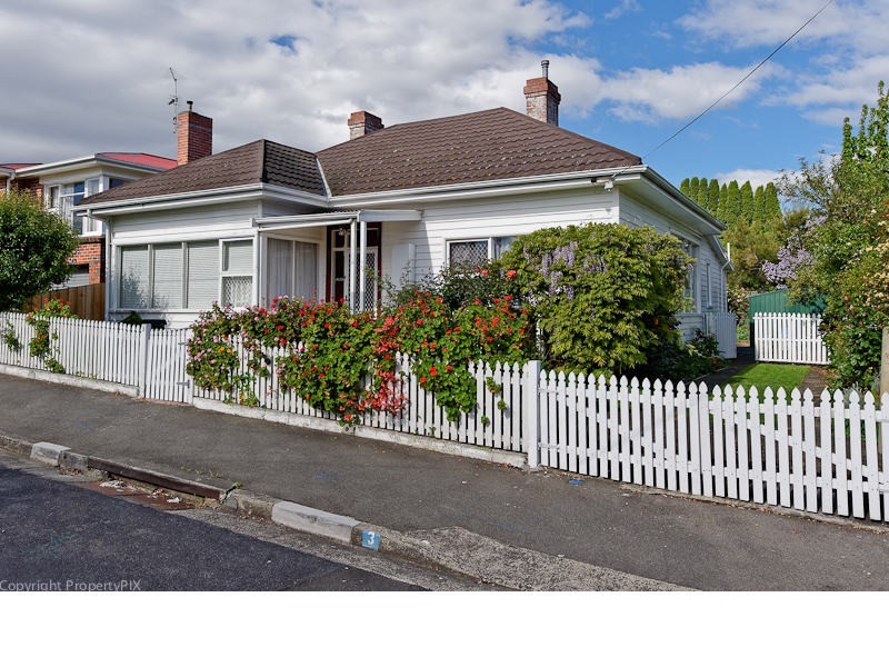 3 Roope Street, New Town TAS 7008