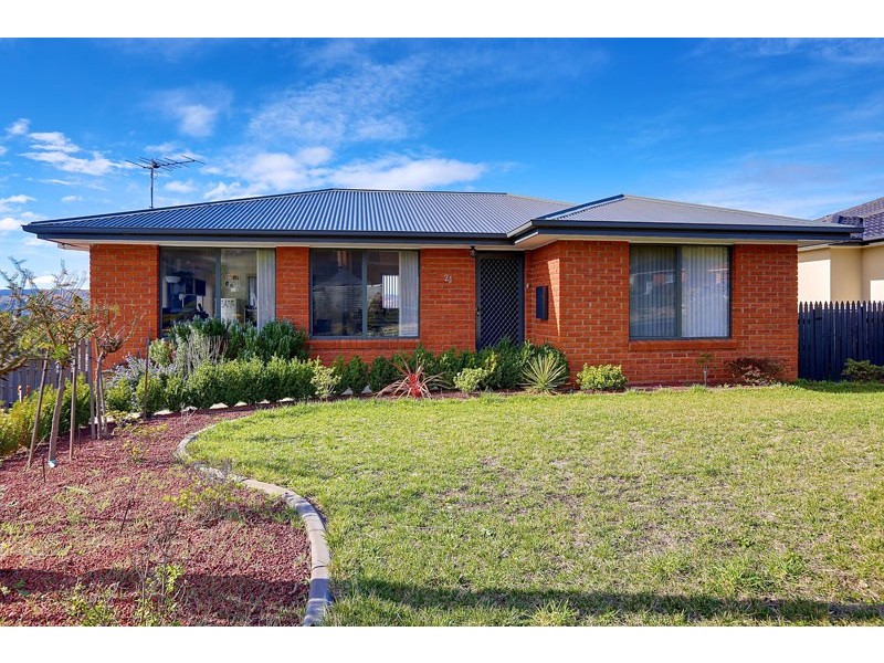 21 Elmac Crescent, Austins Ferry TAS 7011