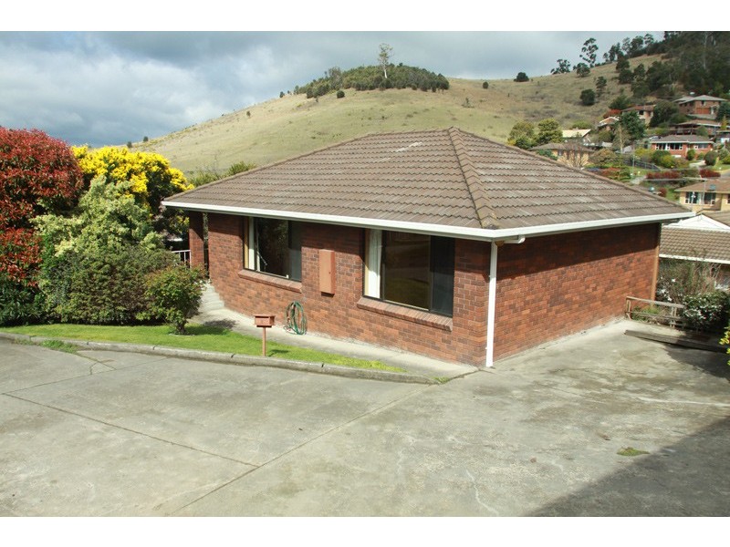 2/126 Marys Hope Road, Rosetta TAS 7010