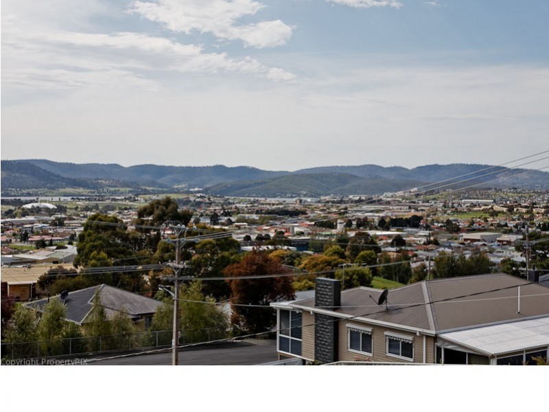 2 Elliott Road, Glenorchy TAS 7010