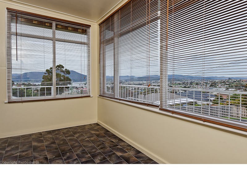 2 Elliott Road, Glenorchy TAS 7010