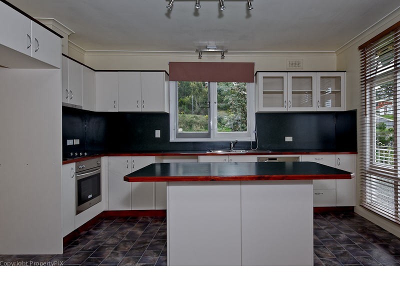 2 Elliott Road, Glenorchy TAS 7010