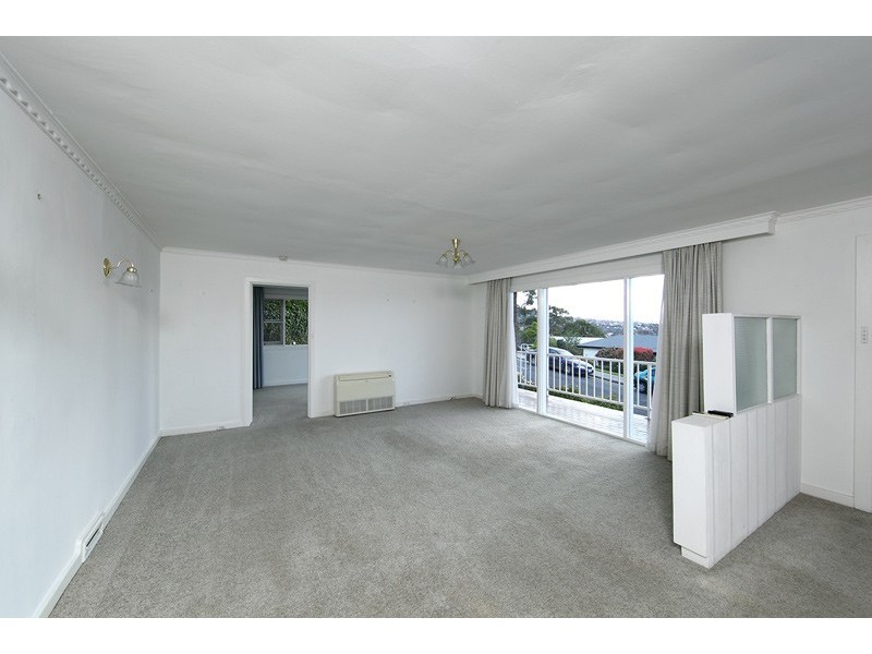 1/1 Richmond Parade, Sandy Bay TAS 7005