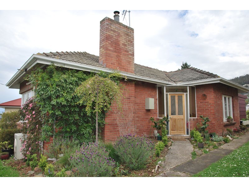 13 Taroona Crescent, Taroona TAS 7053