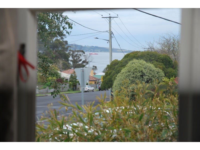 13 Taroona Crescent, Taroona TAS 7053