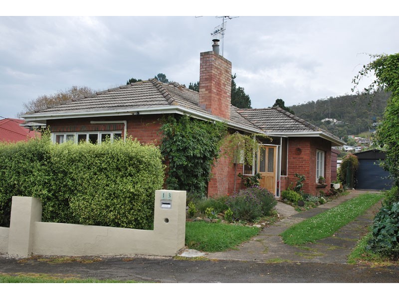 13 Taroona Crescent, Taroona TAS 7053