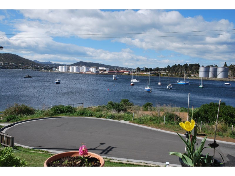 9 Lallaby Road, Lutana TAS 7009