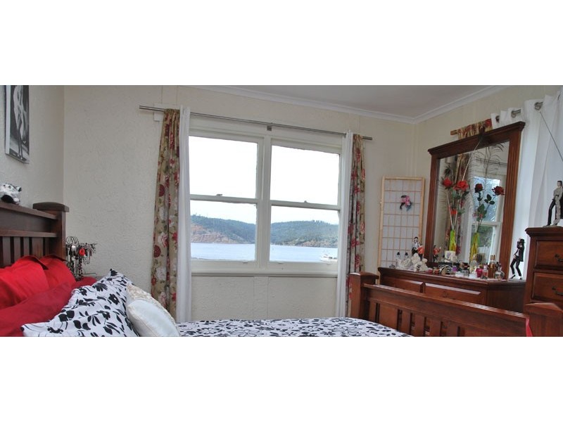 9 Lallaby Road, Lutana TAS 7009