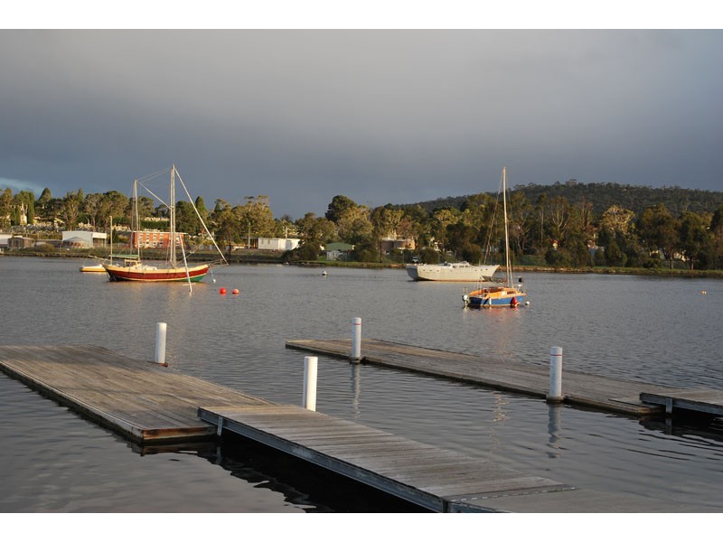 9 Lallaby Road, Lutana TAS 7009