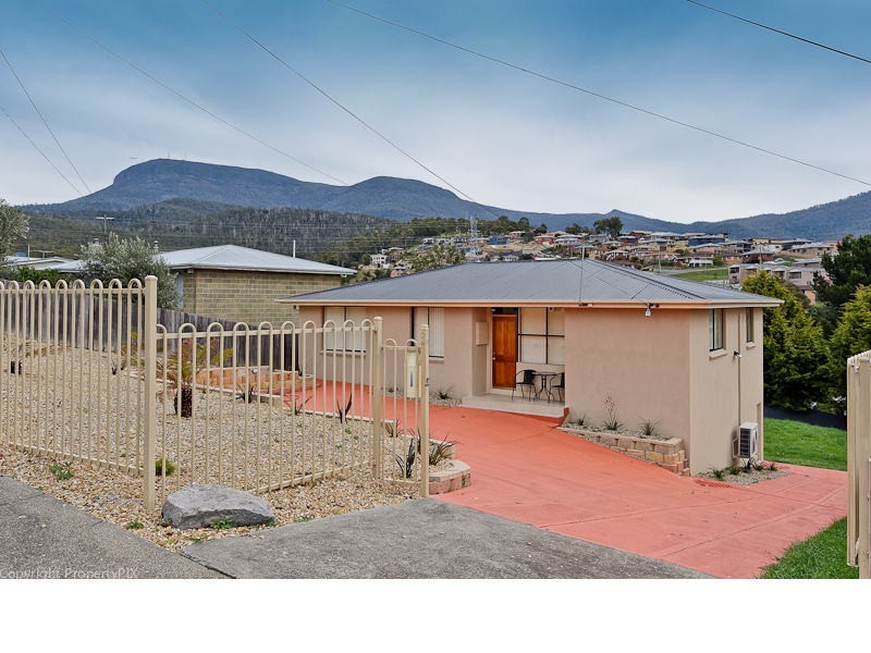 24 Milburn Place, Glenorchy TAS 7010
