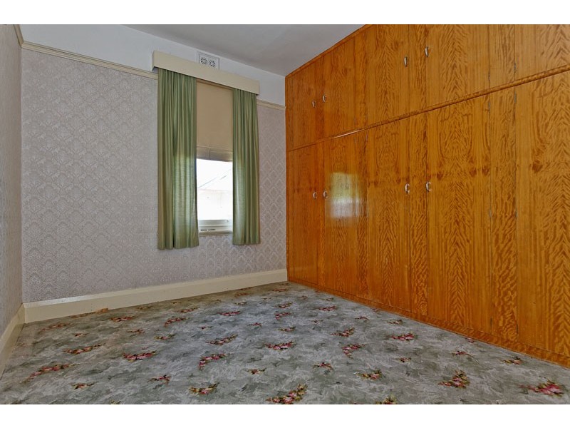 20 Liverpool Cres, West Hobart TAS 7000