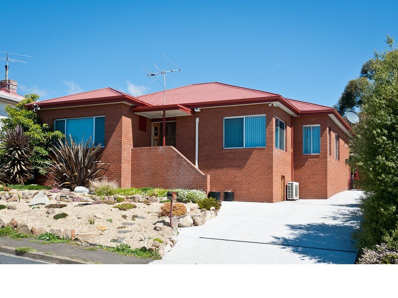 17 Eighth Avenue, West Moonah TAS 7009