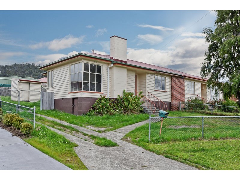 12 Carcoola Street, Chigwell TAS 7011