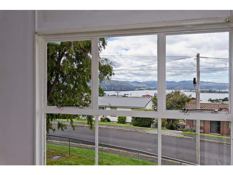 12 Carcoola Street, Chigwell TAS 7011