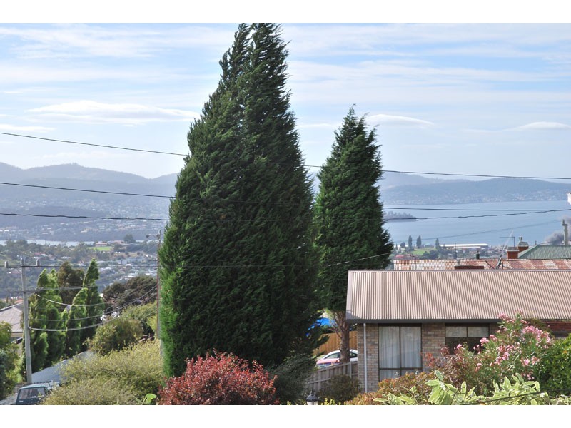 32 Raymont Terrace, Mount Stuart TAS 7000