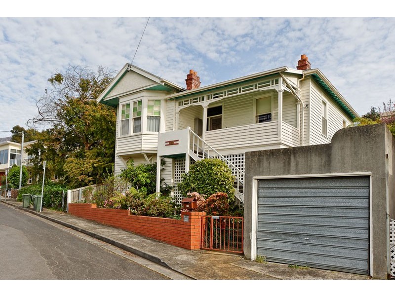 20 Liverpool Cres, West Hobart TAS 7000