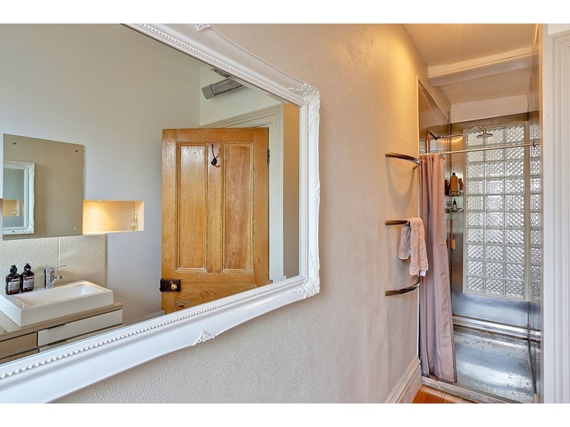 105 Brooker Avenue, Glebe TAS 7000