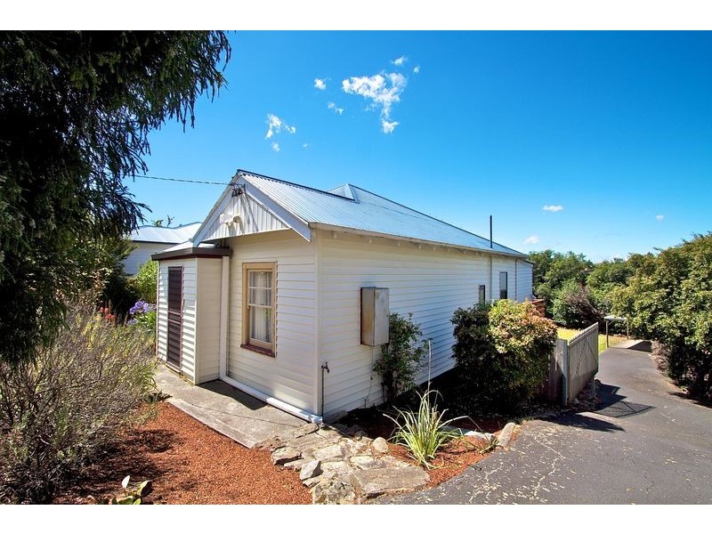 197 Lenah Valley Road, Lenah Valley TAS 7008