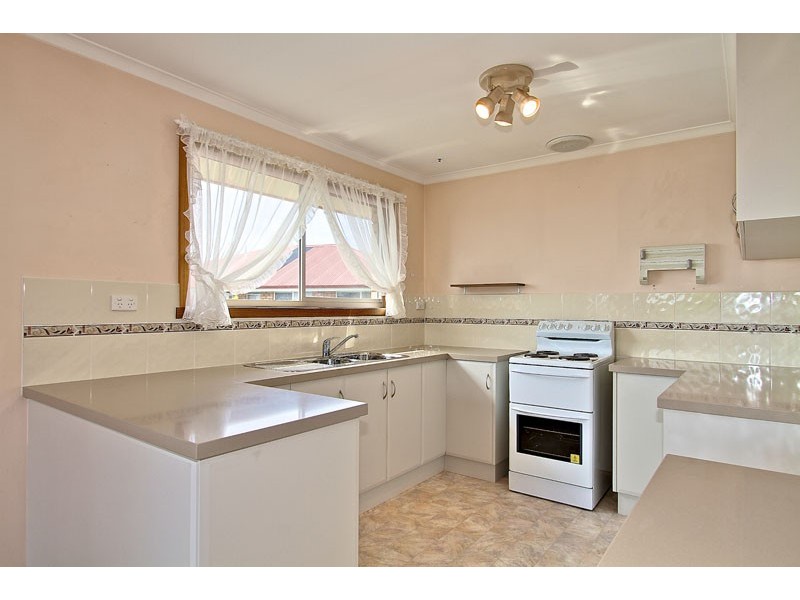 Unit 2 5 Montrose Road, Montrose TAS 7010