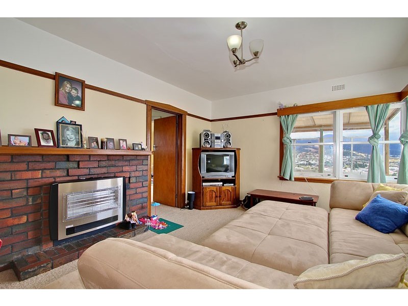 64 Windsor Street, Glenorchy TAS 7010