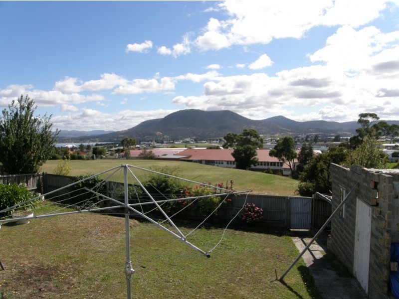 2/77 Leonard Avenue, Moonah TAS 7009