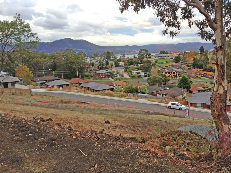 7 Redlands Drive, Rosetta TAS 7010
