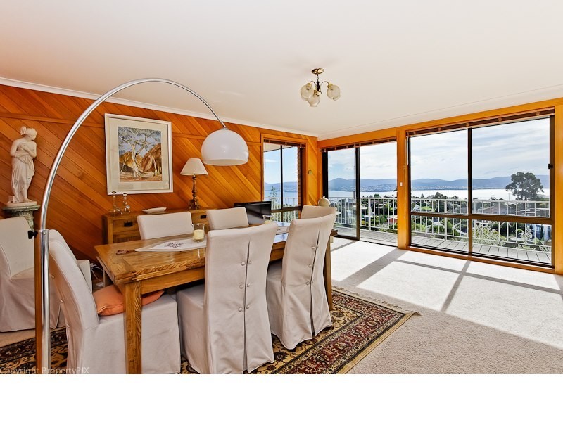 1/24 Edith Avenue, Sandy Bay TAS 7005