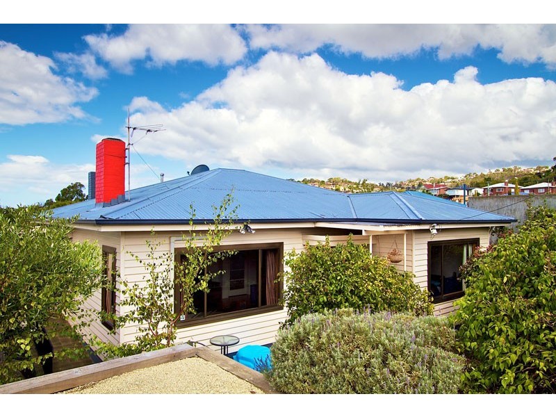 17 Milton Crescent, Moonah TAS 7009