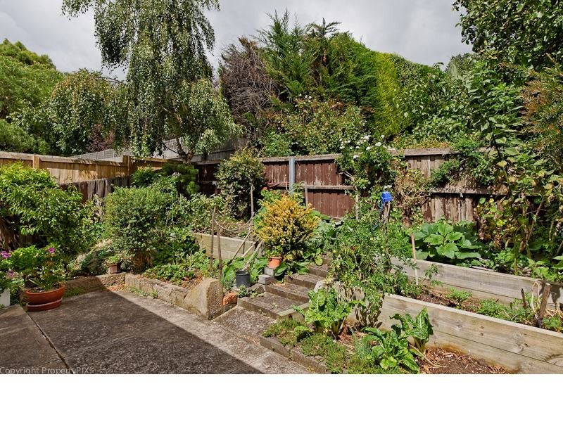 2/9 St Stephens Avenue, Sandy Bay TAS 7005