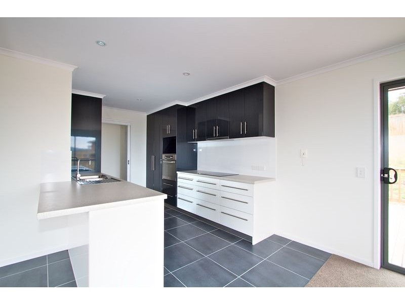 24 Navigators Rise, Granton TAS 7030