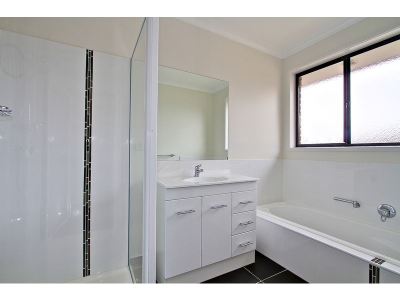 24 Navigators Rise, Granton TAS 7030