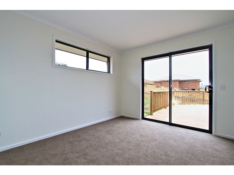 24 Navigators Rise, Granton TAS 7030