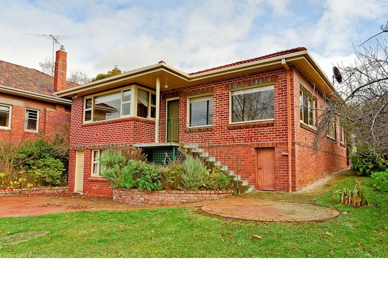 4 Lasswade Avenue, Sandy Bay TAS 7005