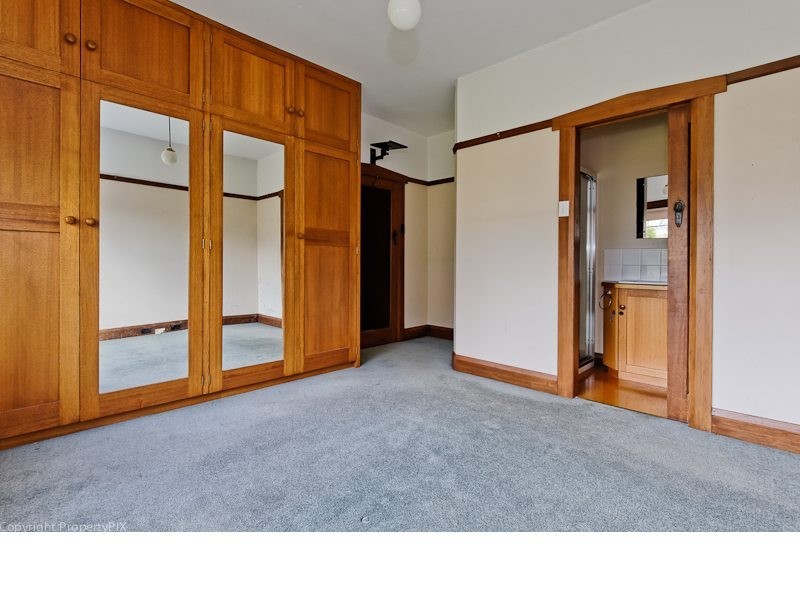 4 Lasswade Avenue, Sandy Bay TAS 7005