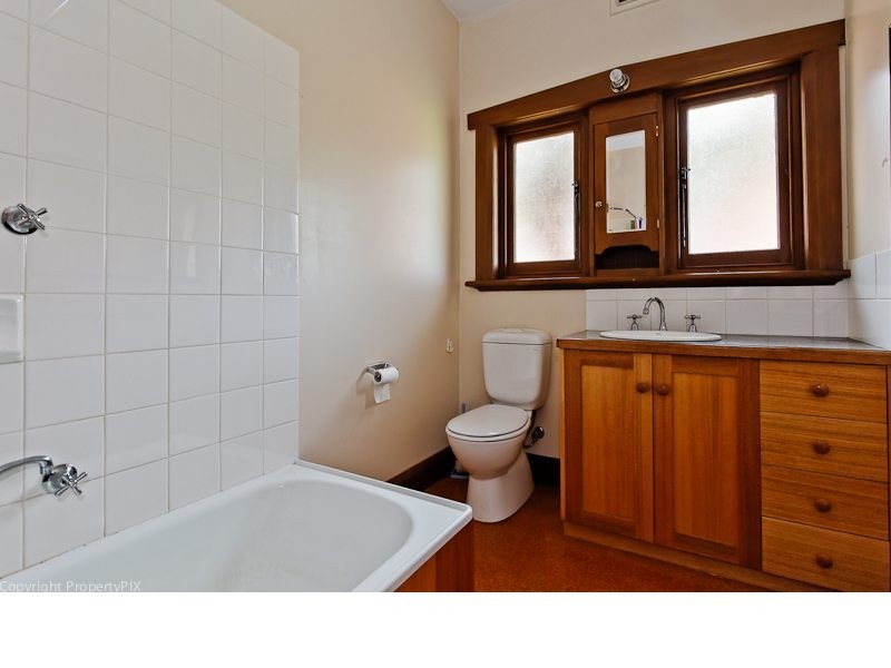 4 Lasswade Avenue, Sandy Bay TAS 7005