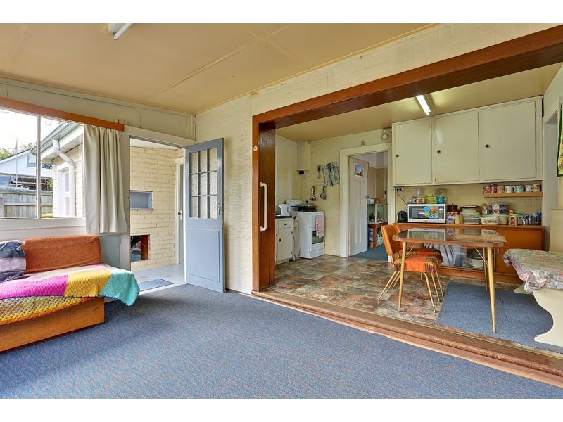 16 Quayle Street, Sandy Bay TAS 7005