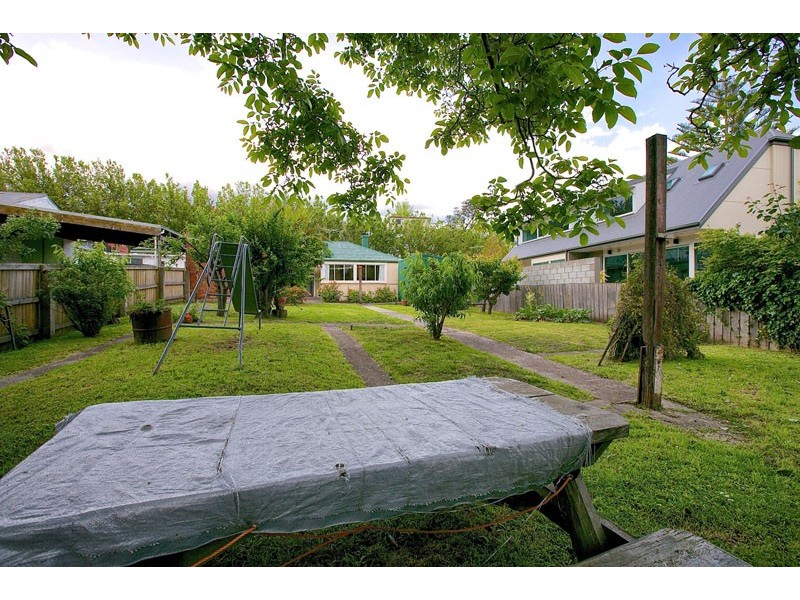 16 Quayle Street, Sandy Bay TAS 7005